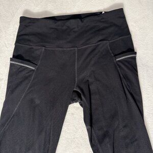 Athleta Women's Relay Capri 2.0 Black Size M